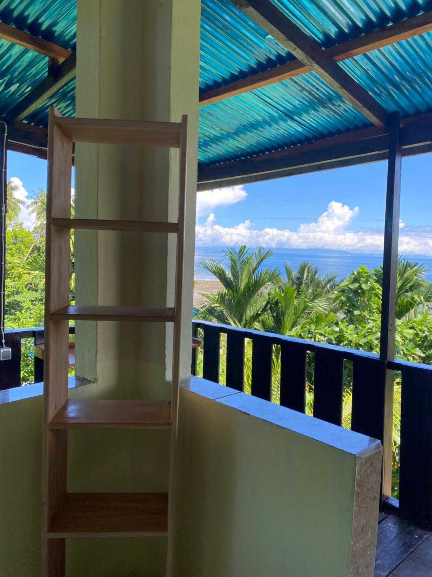 Raja Ampat Family Guest House Saonek Bagian luar foto